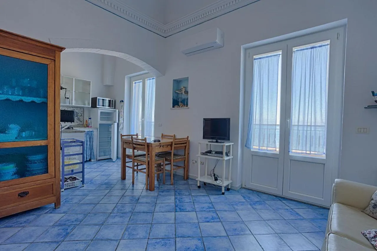 Sirene Seaview Apartment With Balcony Trapani
